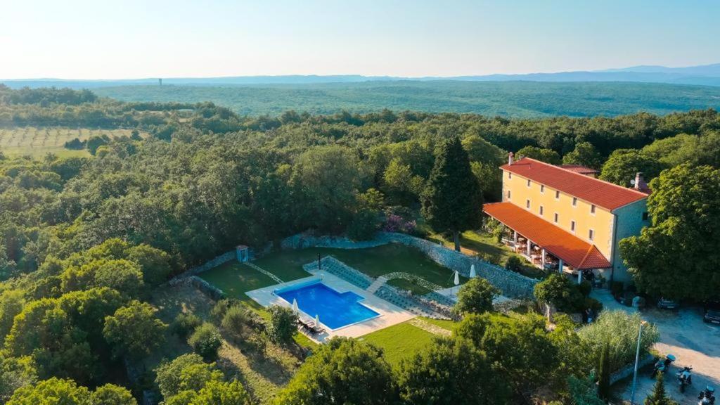 Villa Calussovo Ripenda Kras Eksteriør bilde