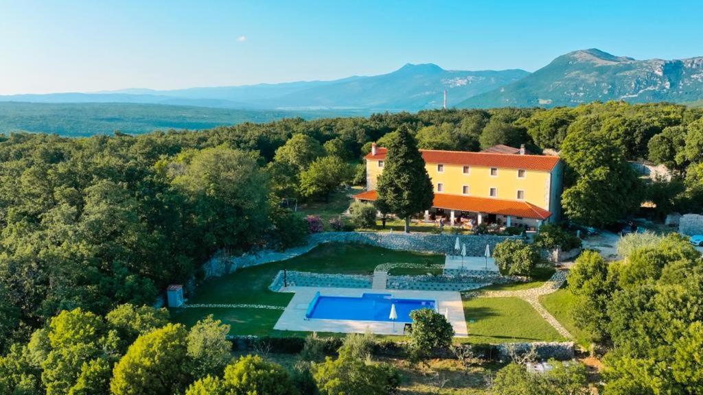 Villa Calussovo Ripenda Kras Eksteriør bilde